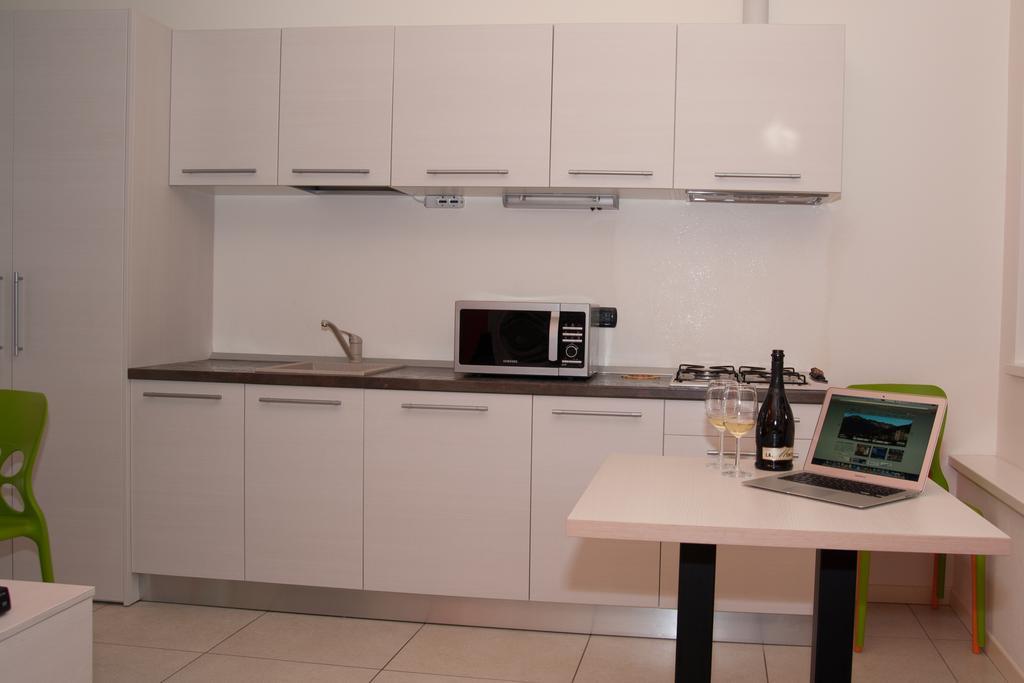 Residence Cafelicita - Promotion - Apartments Lake View - Infinity Pool - Jacuzzi กราเวโดนา ห้อง รูปภาพ