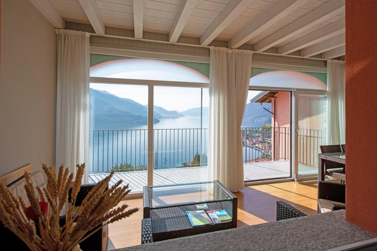 Residence Cafelicita - Promotion - Apartments Lake View - Infinity Pool - Jacuzzi กราเวโดนา ภายนอก รูปภาพ