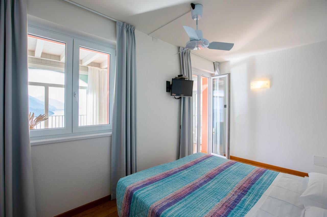 Residence Cafelicita - Promotion - Apartments Lake View - Infinity Pool - Jacuzzi กราเวโดนา ภายนอก รูปภาพ