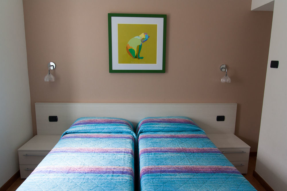 Residence Cafelicita - Promotion - Apartments Lake View - Infinity Pool - Jacuzzi กราเวโดนา ภายนอก รูปภาพ